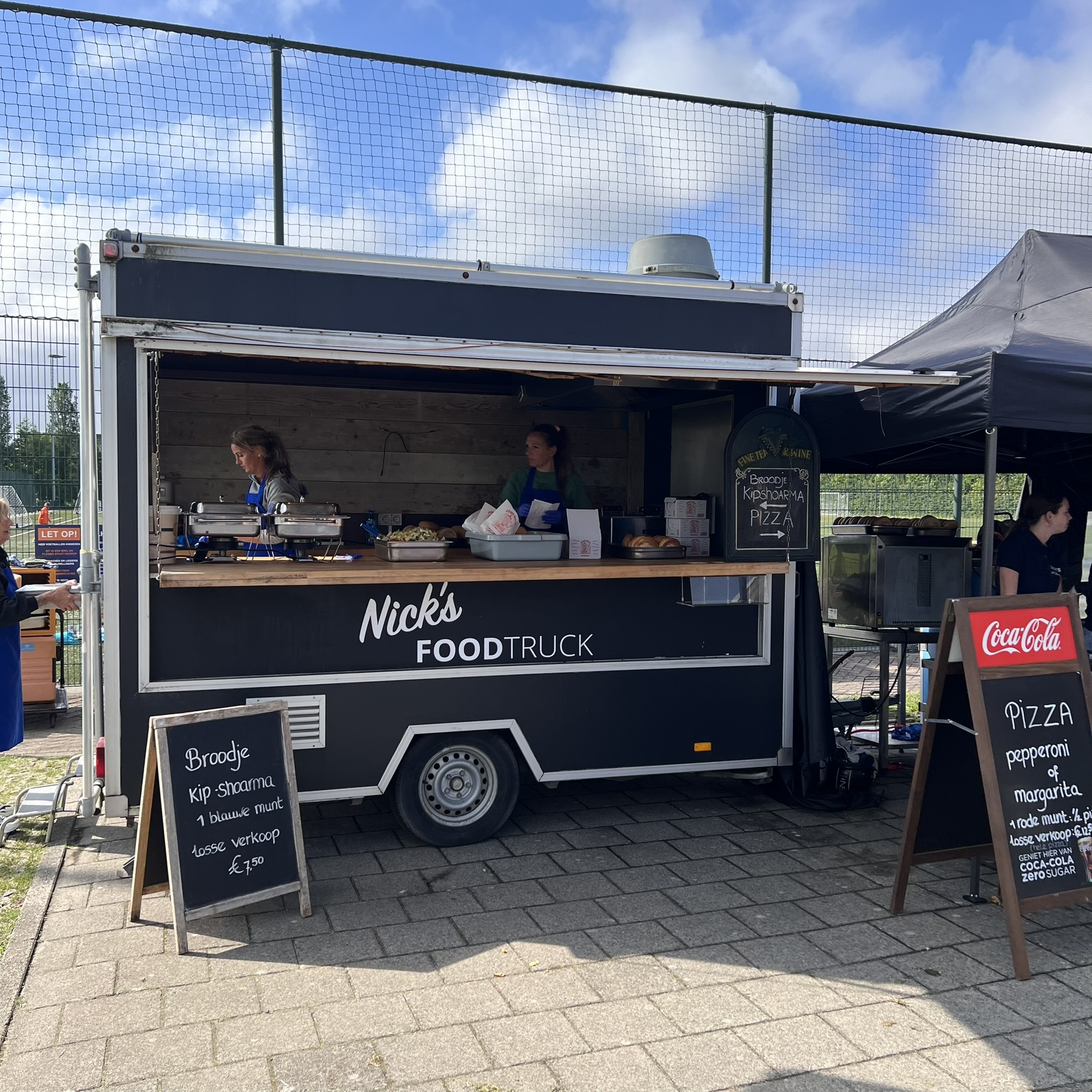 25 MEI :: MINI FOODTRUCK FESTIVAL