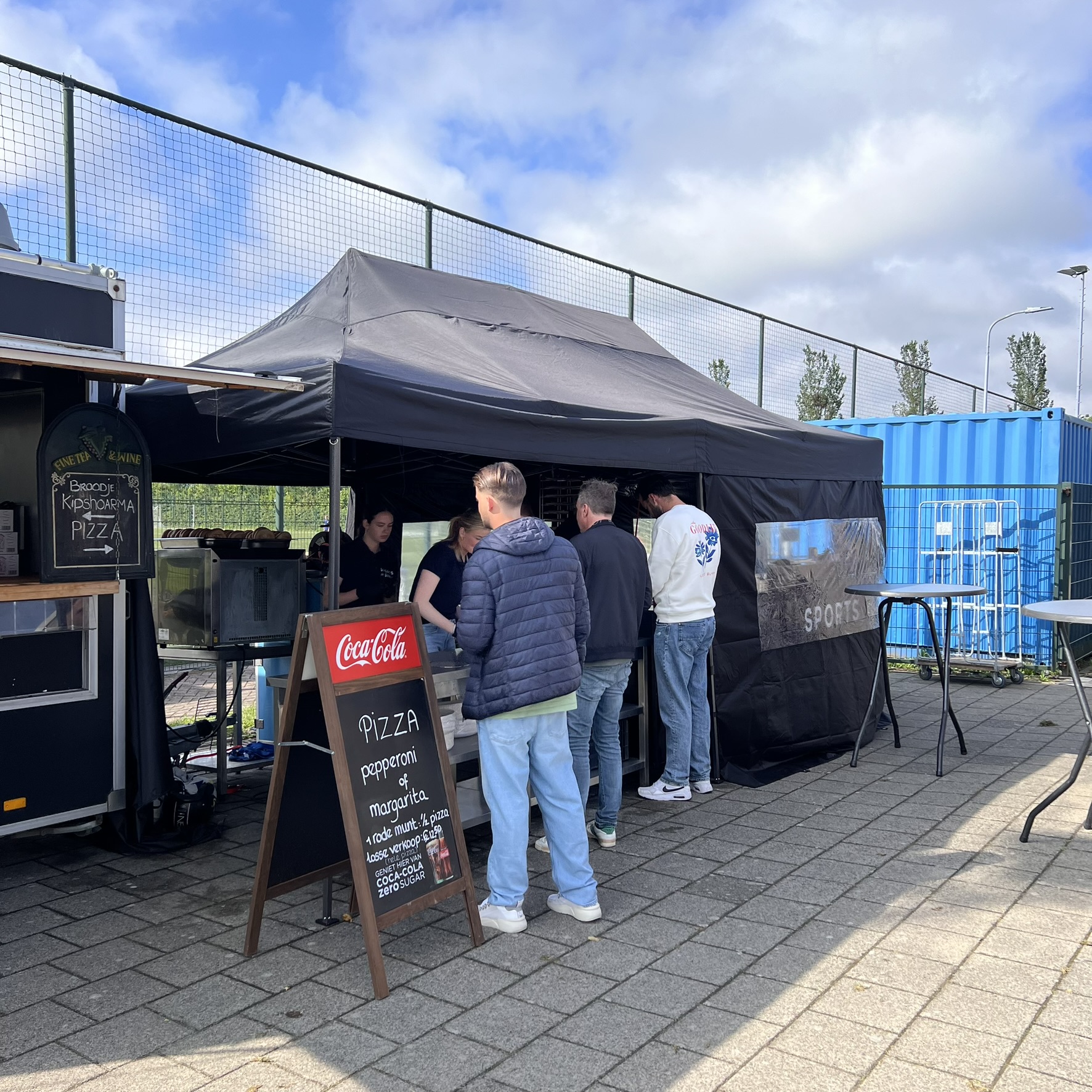 25 MEI :: MINI FOODTRUCK FESTIVAL