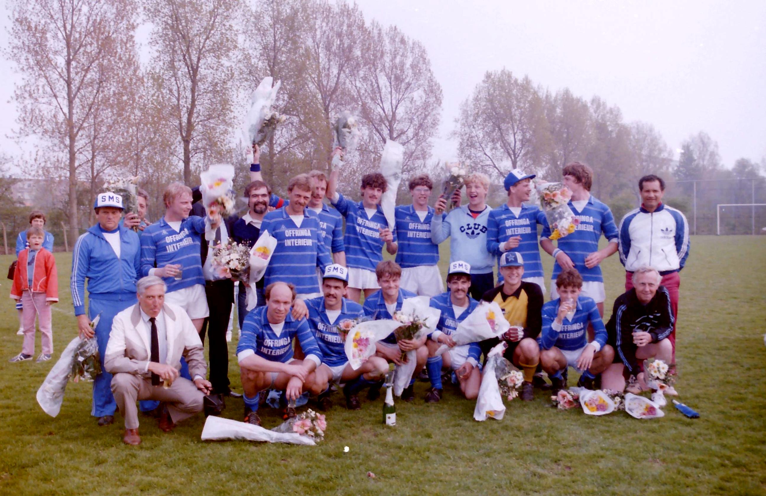 Reunie Oud SMS