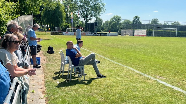 AMVJ 1 - FC VVC 1 :: Loon op Zand